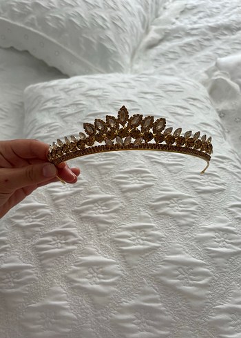 Parlak Altın Renkli Payetli Vintage Taç kına tacı - Görsel 2