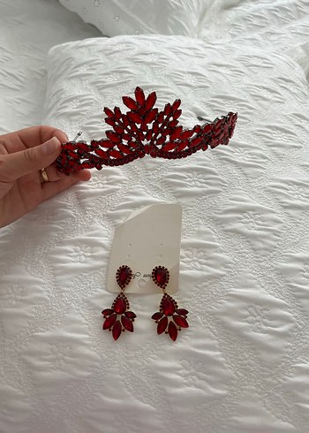 Diger Kırmızı Payetli Gelin Tacı ve Küpe Seti - Görsel 2
