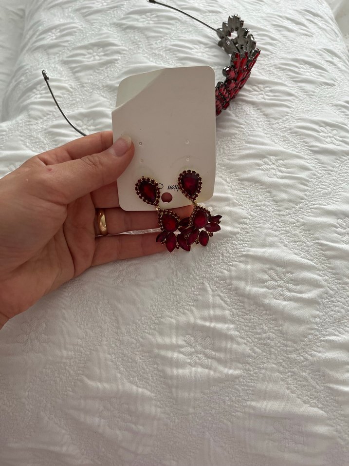 Diger Kırmızı Payetli Gelin Tacı ve Küpe Seti - Görsel 5