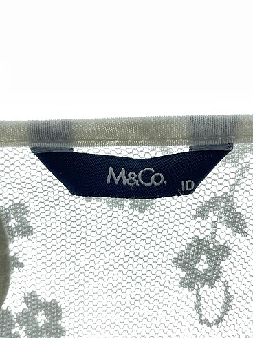 38 Beden beyaz Renk M&Co Bluz %70 İndirimli.