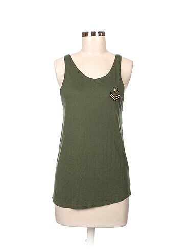 Koton T-shirt %70 İndirimli.
