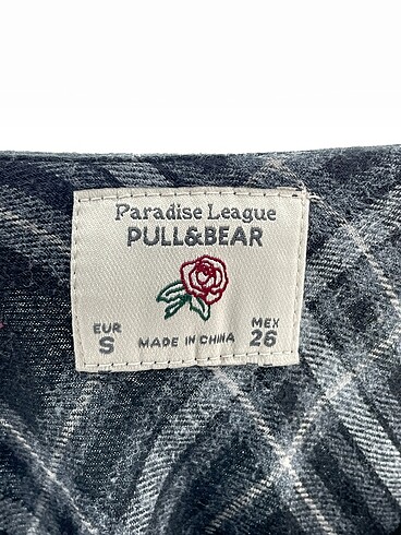 s Beden çeşitli Renk Pull and Bear Gömlek %70 İndirimli.
