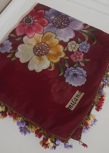 Bordo Çiçek Desenli İğne Oyası Yemeni - Görsel 2