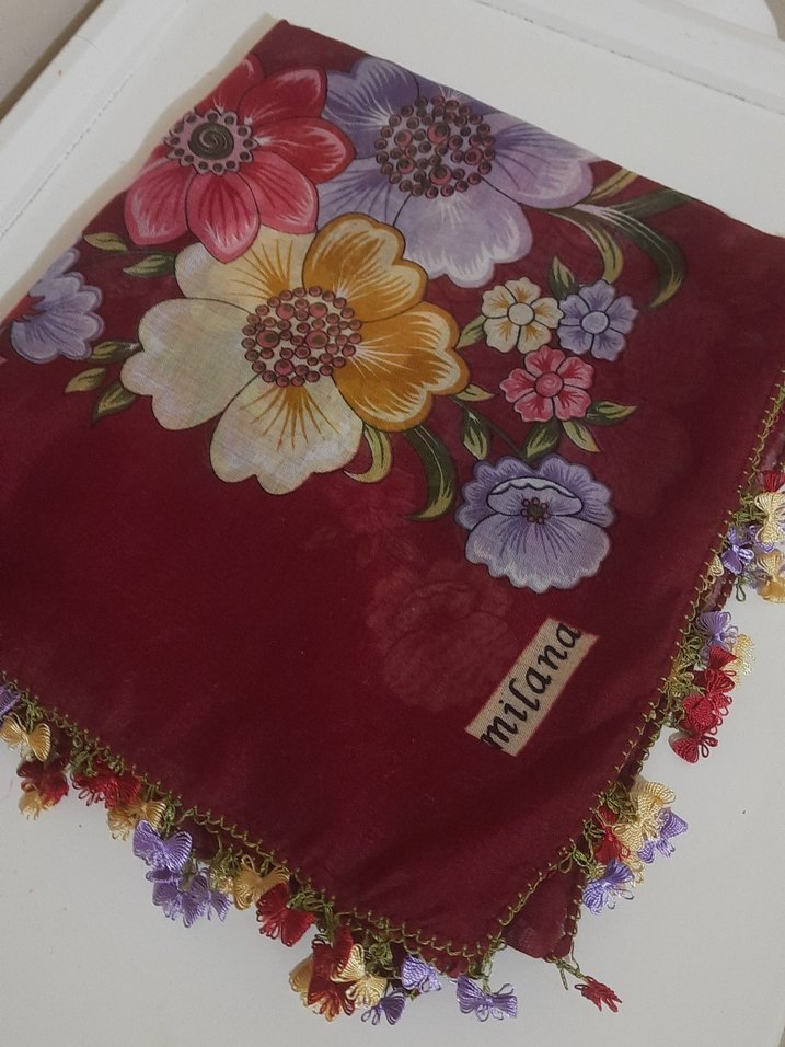 Bordo Çiçek Desenli İğne Oyası Yemeni - Görsel 2