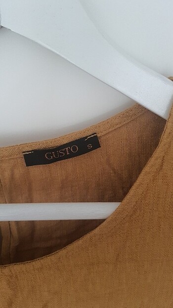 Gusto Elbise