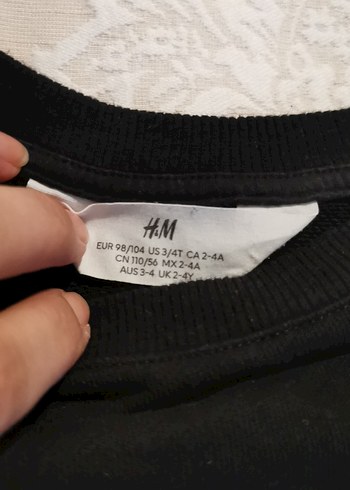 Kız Çocuk Siyah Fırfırlı Uzun Kollu Bluz - Görsel 4