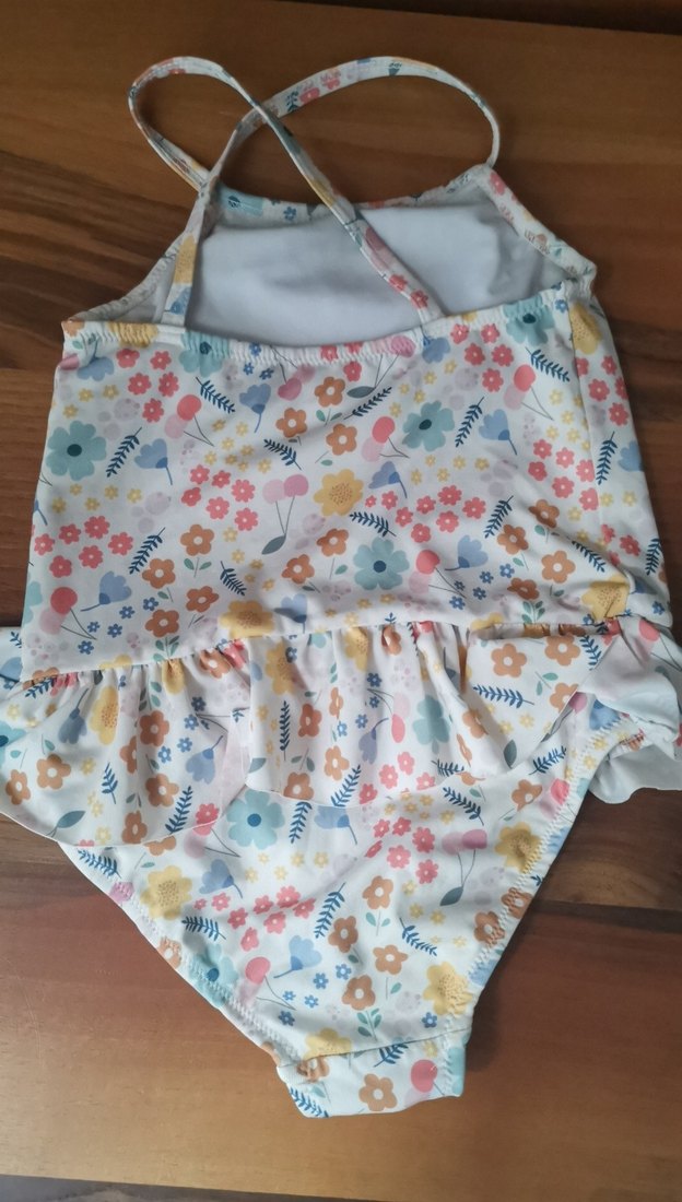 Çiçek Desenli Kız Çocuk Mayo - Görsel 2