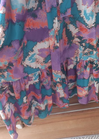 38 Beden çeşitli Renk saten batik renkli elbise
