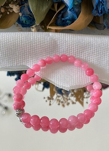Pembe kuvars bileklik