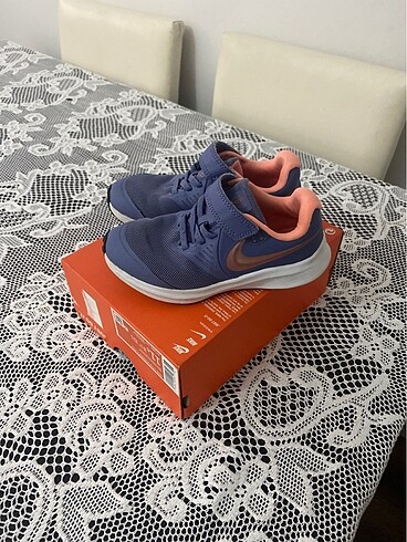 Nike spor ayakkabı