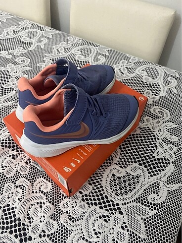28 Beden mavi Renk Nike spor ayakkabı