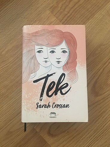 Tek (Sarah Crossan)