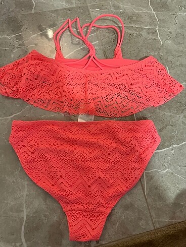 12-13 Yaş Beden Küçük Kız Bikini Hm bir iki kez giyilmiş