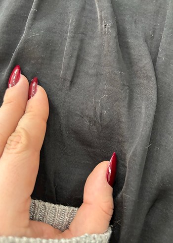 Stradivarius Siyah Saten Görünümlü Tulum DEFO - Görsel 2