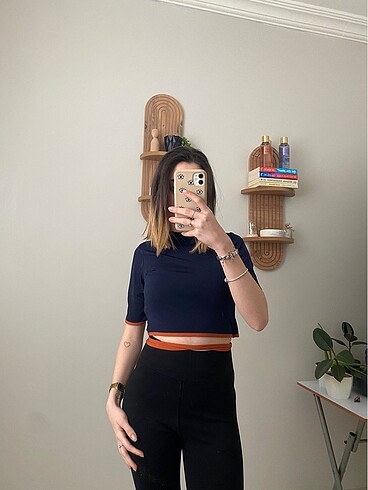 Renkli crop bluz