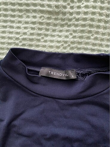 s Beden Renkli crop bluz