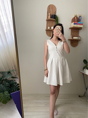 Beyaz mini elbise