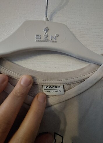 LC Waikiki LCW sweatshirt
