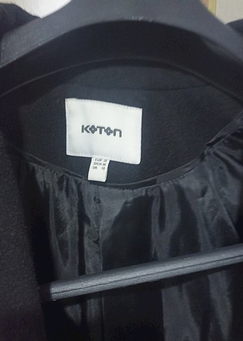 Siyah Uzun Düğmeli Kaban - Görsel 2