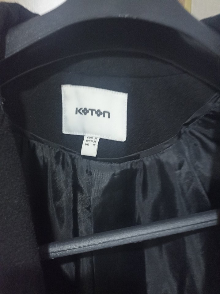 Siyah Uzun Düğmeli Kaban - Görsel 2