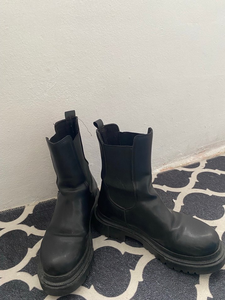 Kadın Siyah Gotik Platform Topuklu Lastik Bot - Görsel 3