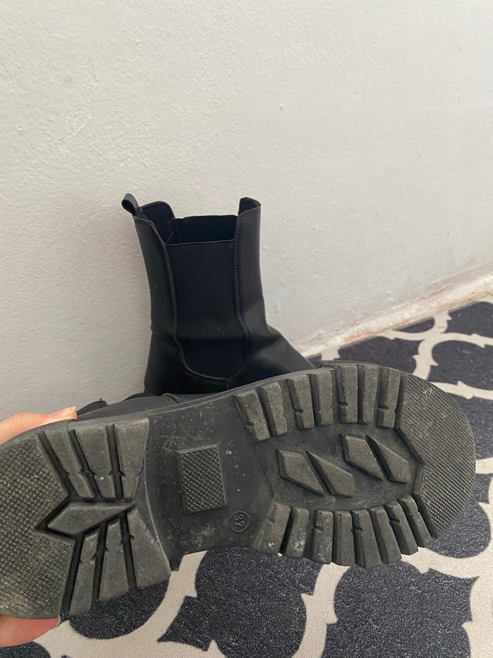 Kadın Siyah Gotik Platform Topuklu Lastik Bot - Görsel 5