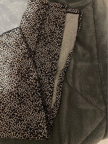 xs Beden Bershka Leopar Etek