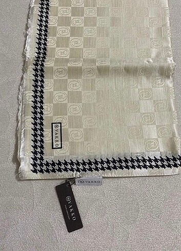 Beden VAKKO DAMA DESEN ŞAL SON KALANLSR6