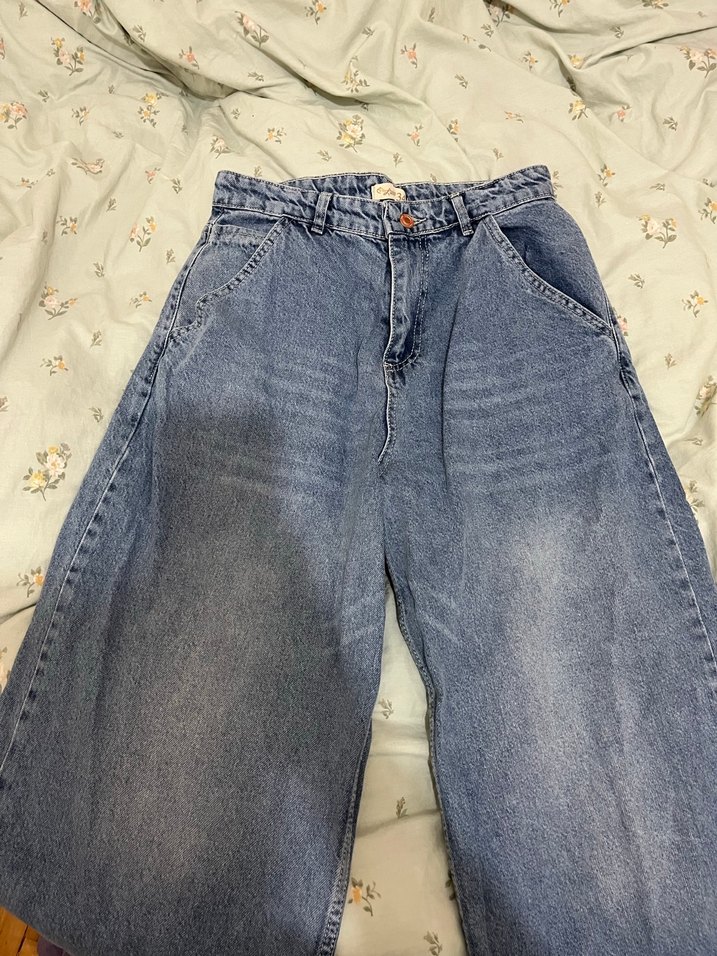 Mavi Düğmeli Rahat Kesim Midi Kot Pantolon - Görsel 2