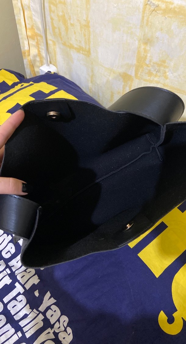 Siyah Minimalist Deri Kadın Omuz Çantası - Görsel 4