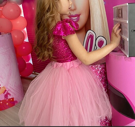 7 Yaş Beden pembe Renk Barbie kostümü kiralık 5 6 7 8 yaş mevcut