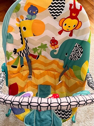 Bonnie Baby Bondigo oyuncaklı müzikli salıncak