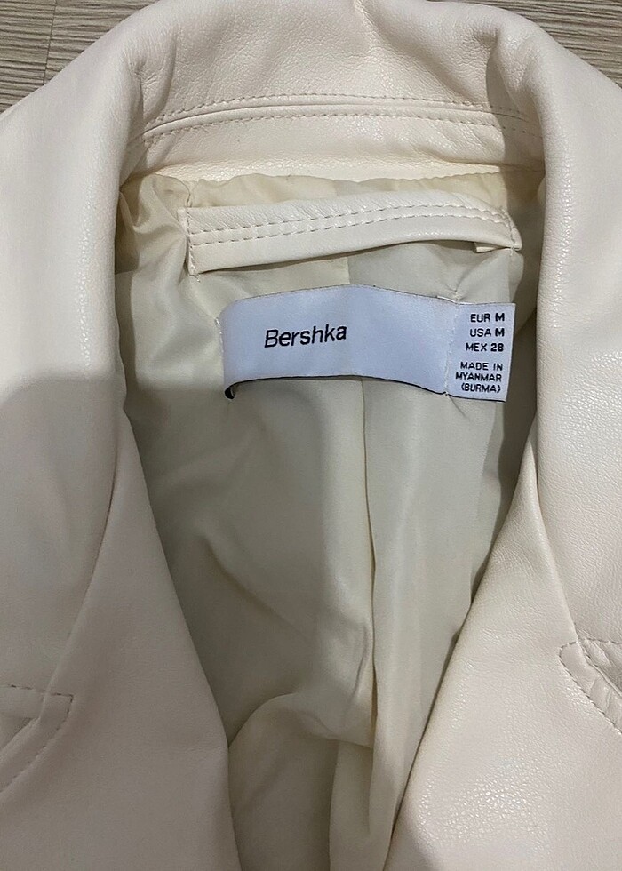 bershka deri ceket - Görsel 2