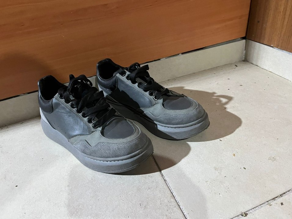 Gri Erkek Spor Ayakkabı Siyah Bağcıklı - Görsel 2