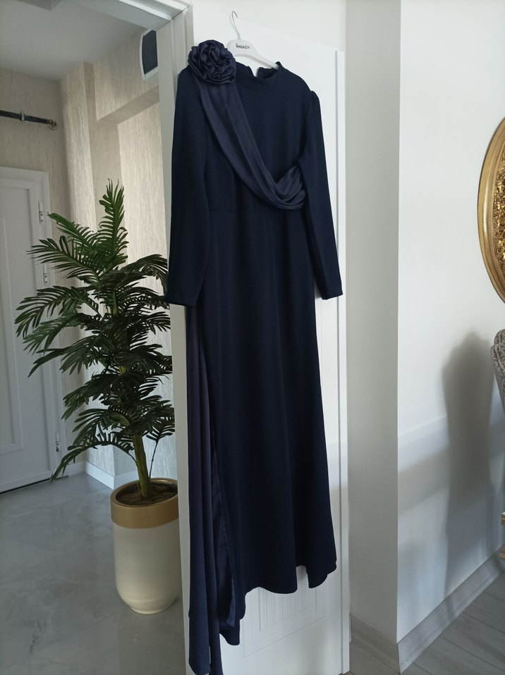 Uzun Lacivert Drapeli Kadın Elbise - Görsel 2
