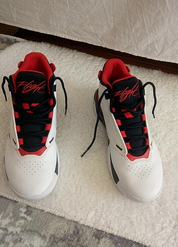 Nike Orijinal air jordan sadece üç kez giyildi