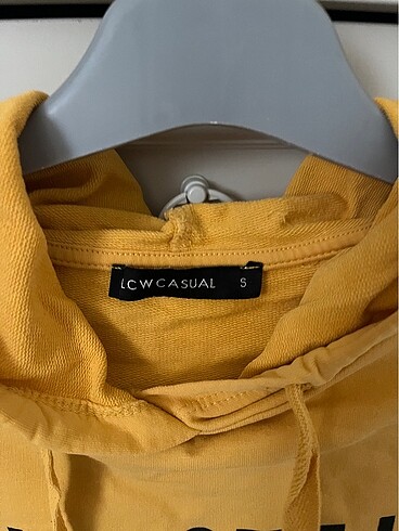 LC Waikiki Sarı sweat