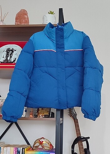 m Beden mavi Renk Pull & Bear Russell Athletic şişme mont