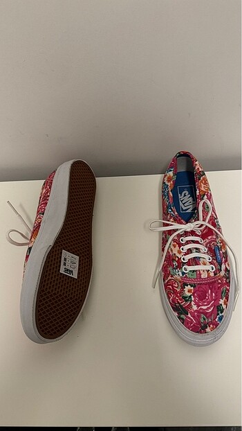 Vans VANS Çiçekli ayakkabı