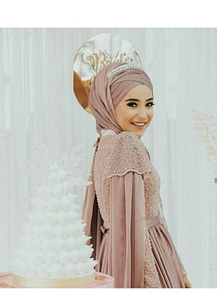 Melike Çengel tasarımı abiye, nişan elbisesi