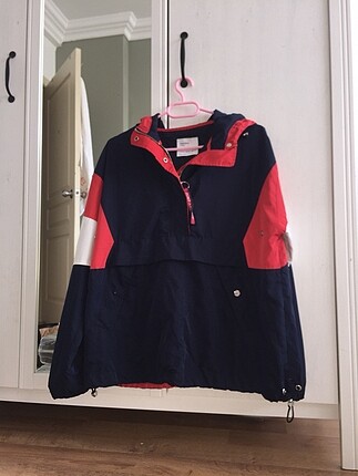 Bershka yağmurluk