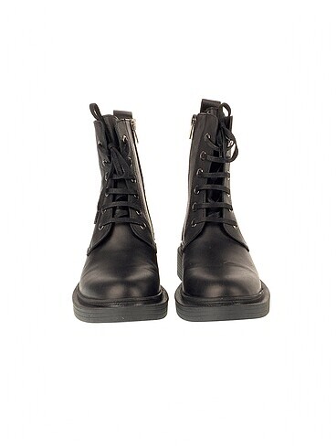 38 Beden Nine West Bot %70 İndirimli.