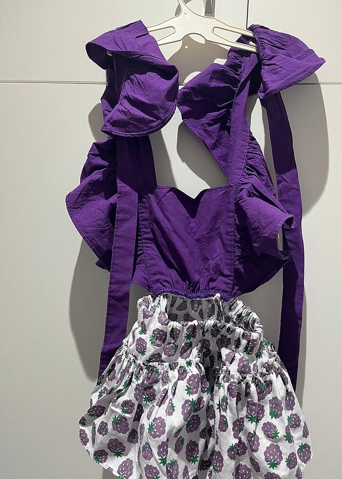 Kız bebek sırtı açık tulum - Görsel 3