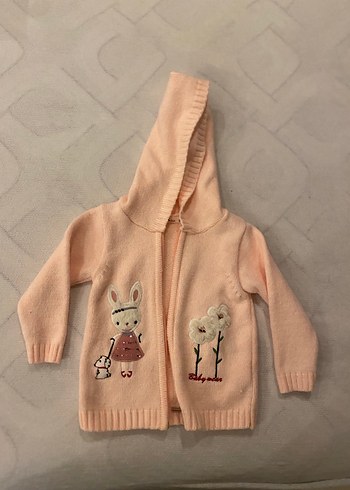 24-36 Ay Beden Nakışlı Pembe Kapüşonlu Kız Hırkası
