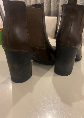 Kahverengi Deri Kadın Topuklu Bot - Görsel 3