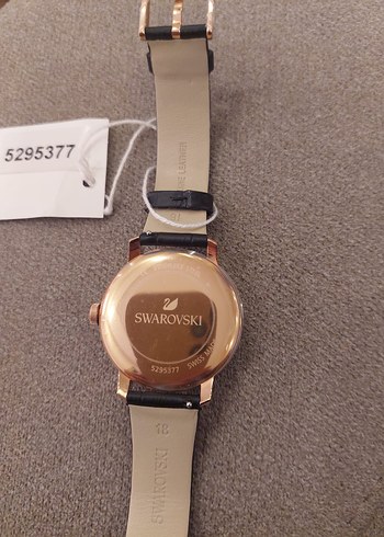 Swarowski Kemer Tokalı Siyah Kadın Kol Saati - Görsel 3