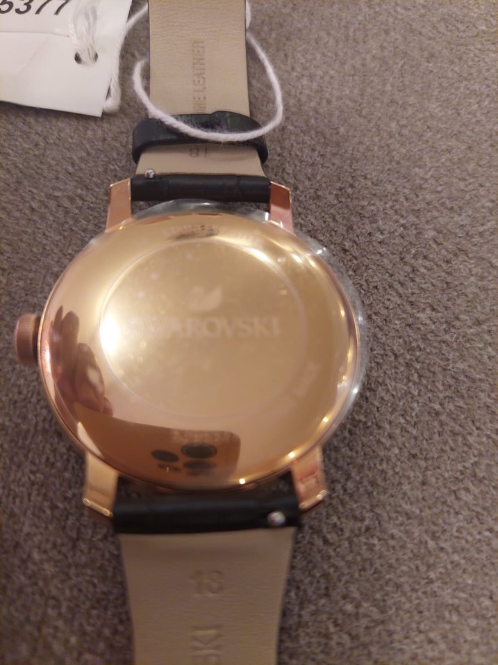 Swarowski Kemer Tokalı Siyah Kadın Kol Saati - Görsel 5