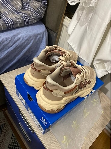 adidas ozweego