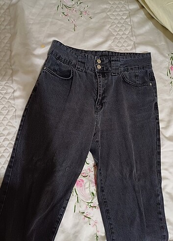 32 Beden siyah Renk kemerli siyah mom Jean