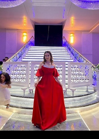 kadın kırmızı gece elbisesi - Görsel 7